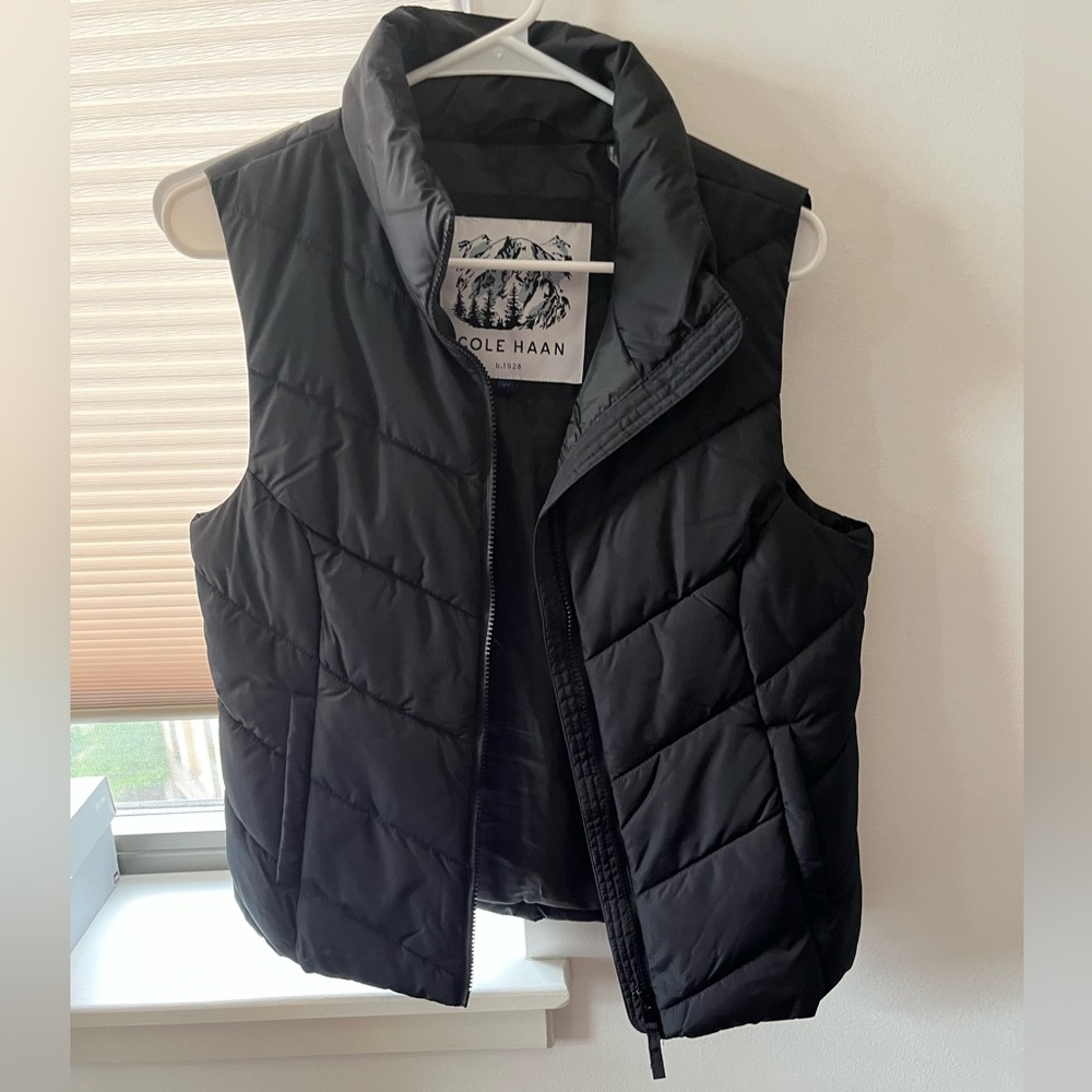 Black vest!